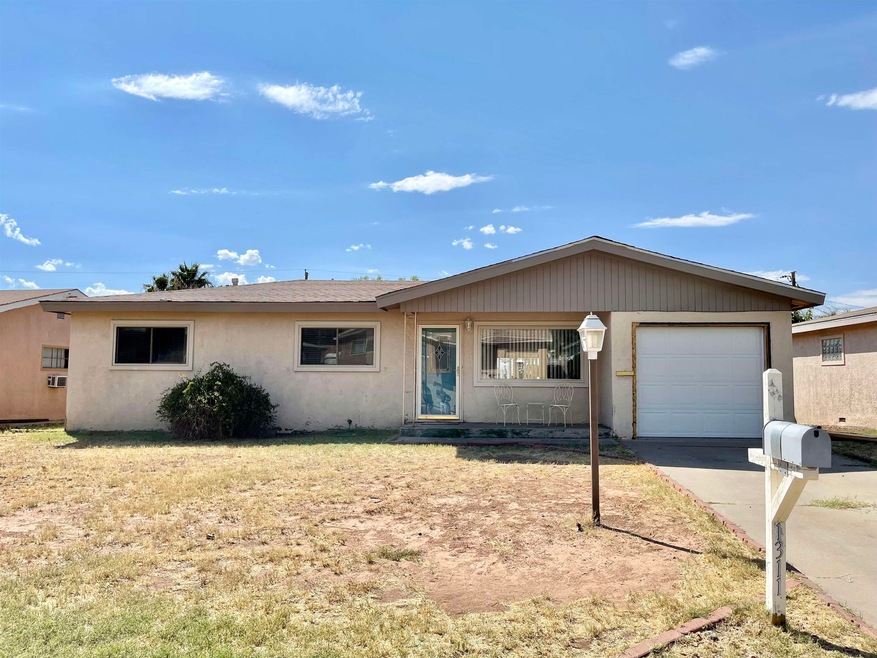 1311 Spruce Ave, Alamogordo, NM 88310 - photo 1