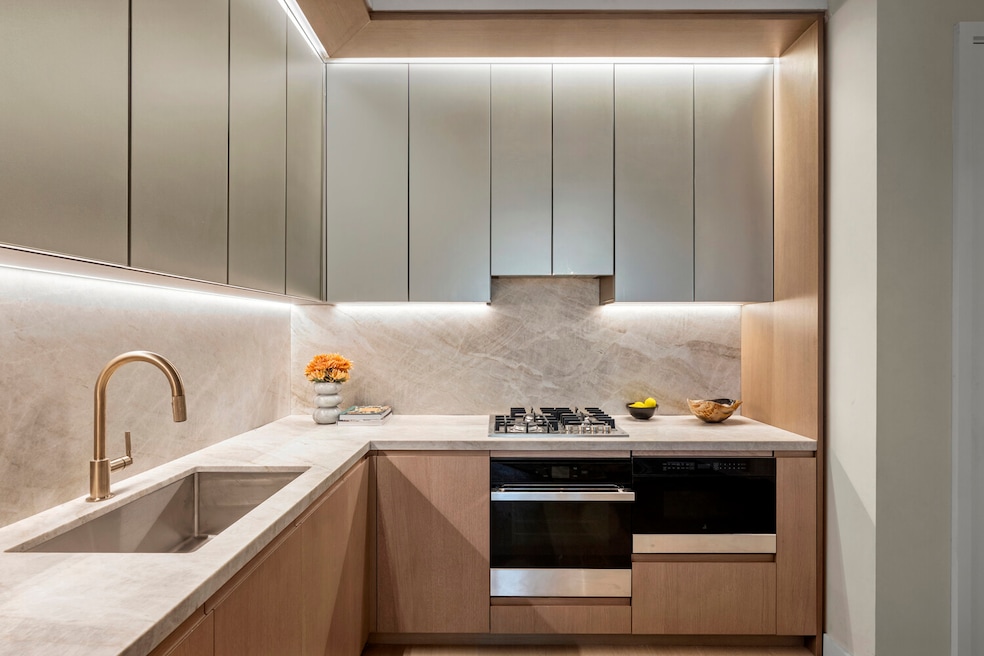 126 E 57th St unit 603, New York, NY 10022 - photo 1