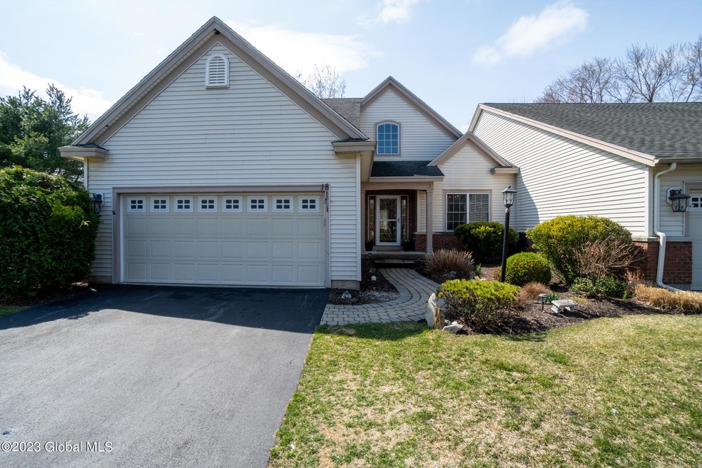 18 Camden Cir, Delmar, NY 12054 - photo 1