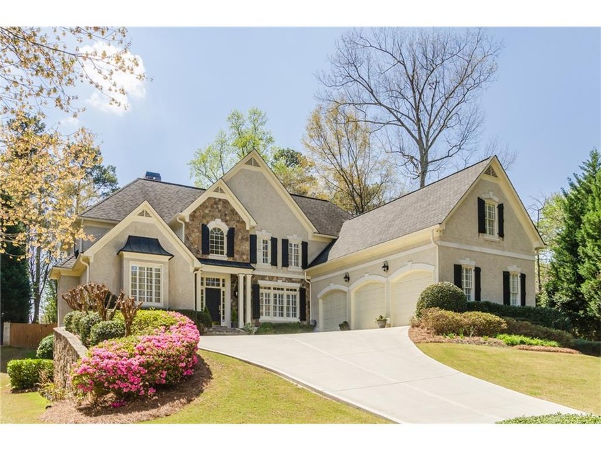 Stunning home in East Cobb!