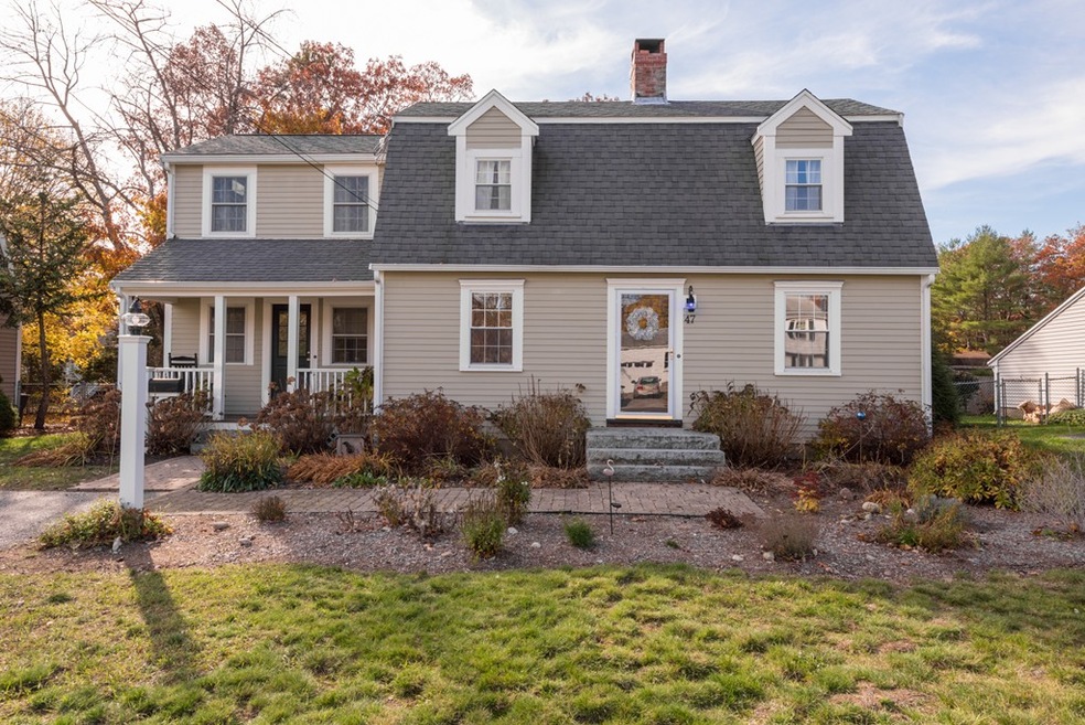 47 Spring St, Weymouth, MA 02188 - photo 1