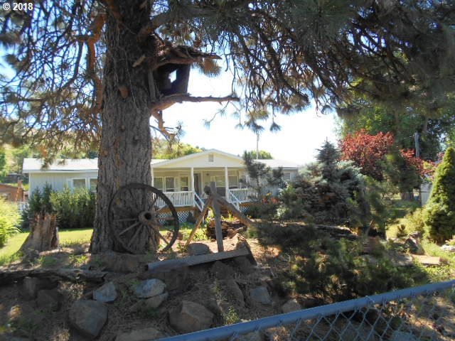 467 NW Johnson Ave, Prairie City, OR 97869 - photo 1