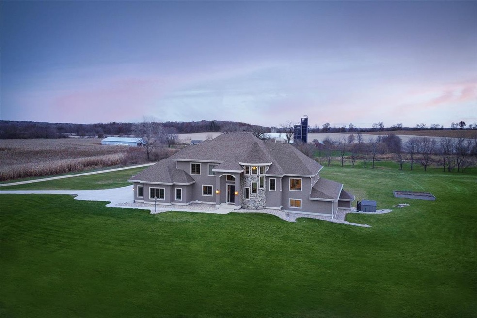 5211 Lincoln Rd, Oregon, WI 53575 - photo 1