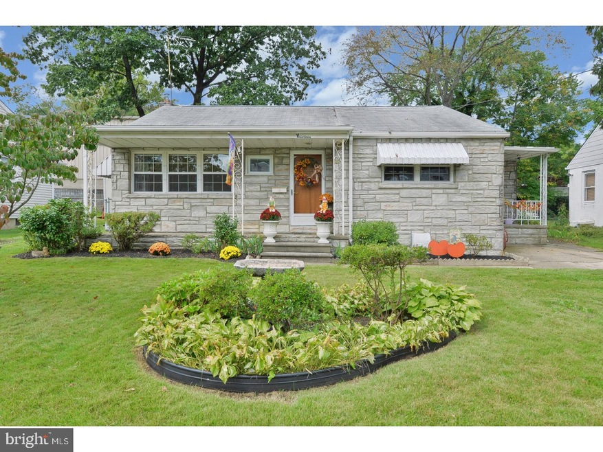 19 Schubert Ave, Runnemede, NJ 08078 - photo 1