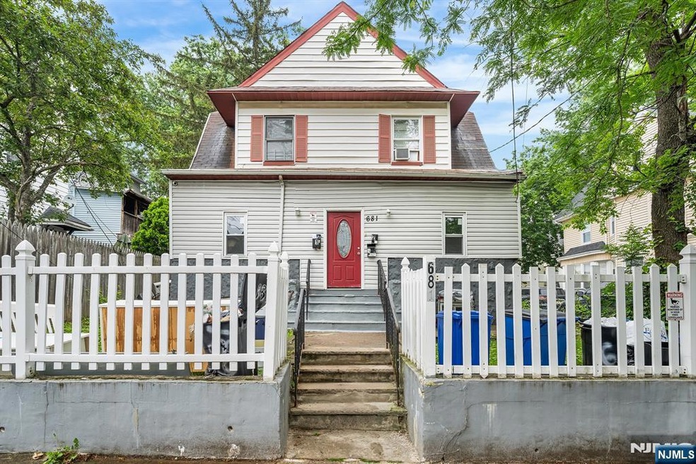 683 E 28th St unit 687, Paterson, NJ 07504 - photo 1