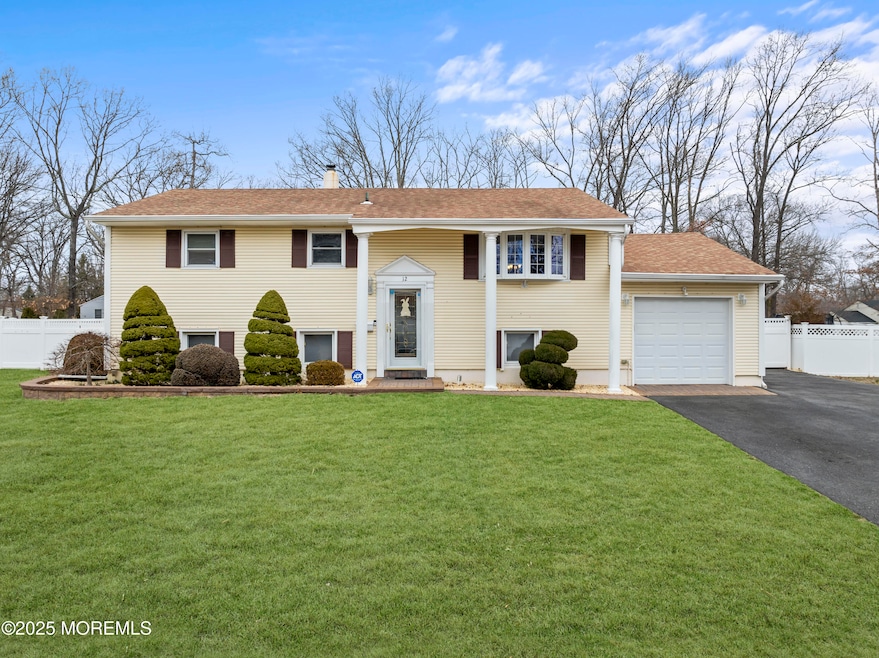 12 Nottingham Dr, Howell, NJ 07731 - photo 1