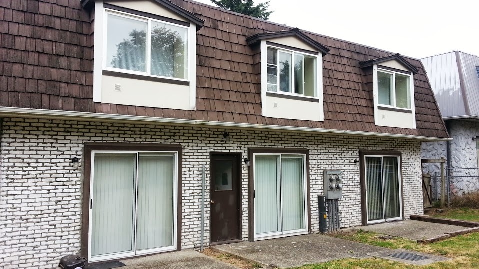 21828 29th Ave S unit 1,2,3, Des Moines, WA 98198 - photo 1