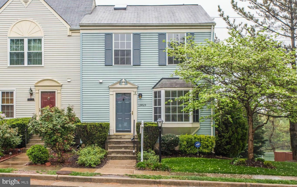 13825 Laura Ratcliff Ct, Centreville, VA 20121 - photo 1