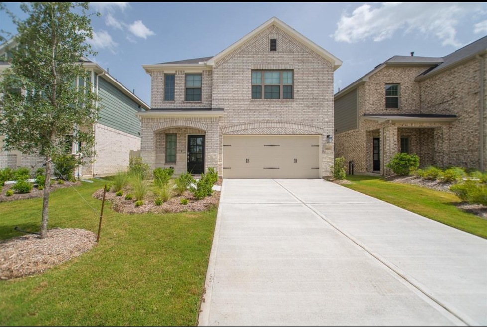 10643 Whitejacket, Conroe, TX 77385 - photo 1