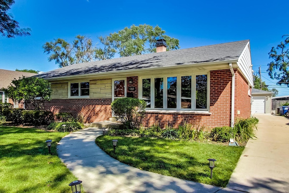 1363 S 2nd Ave, Des Plaines, IL 60018 - photo 1