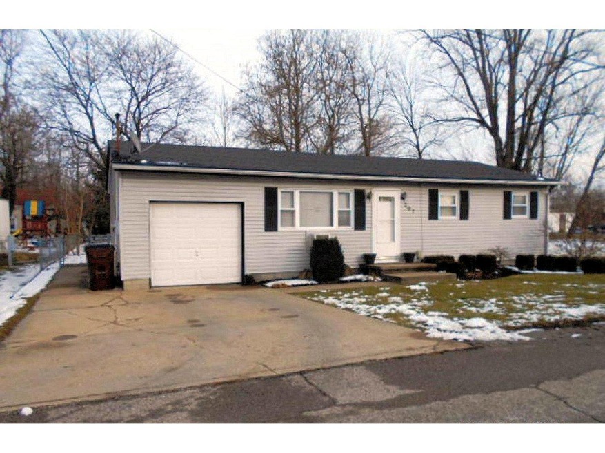 207 Saint Charles St, Milan, IN 47031 - photo 1