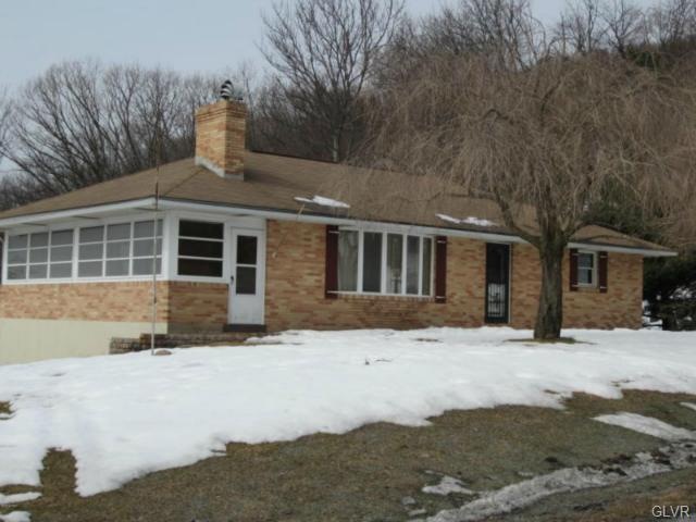 422 Skyline Dr, Lehighton, PA 18235 - photo 1