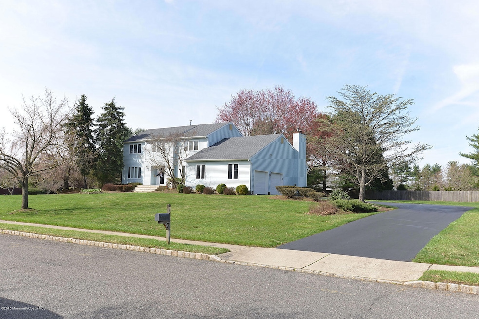 16 Country Squire Ln, Holmdel, NJ 07733 - photo 1