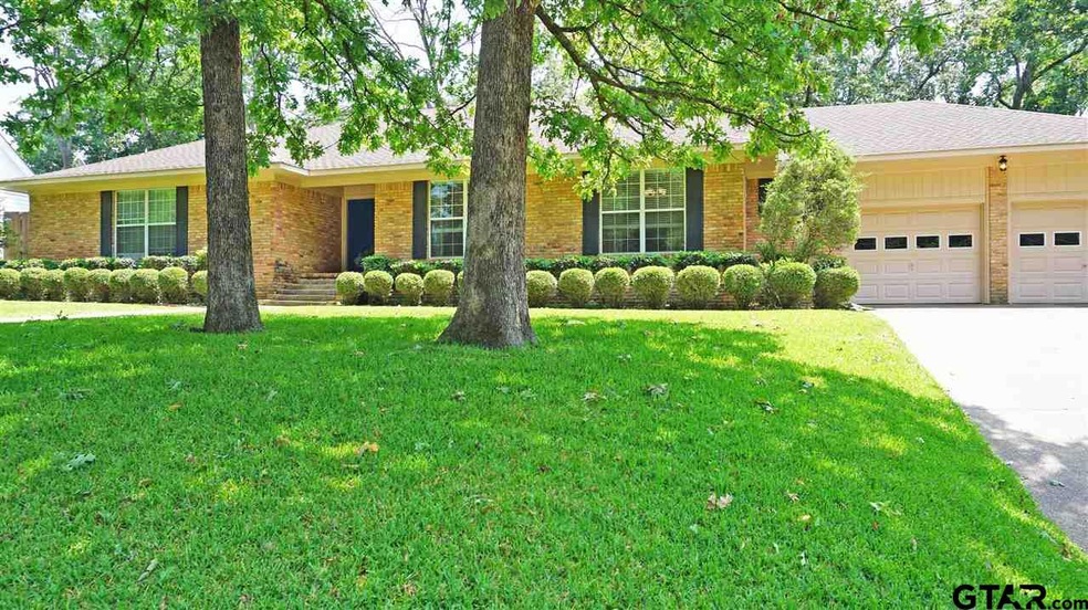 1427 1427 Sequoia, Tyler, TX 75703 - photo 1
