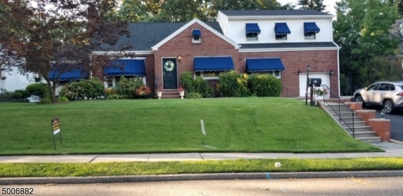 56 Ferncliff Rd, Bloomfield, NJ 07003 - photo 1