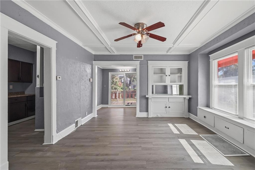 For Sale $155,000 • Co-Listing Agent