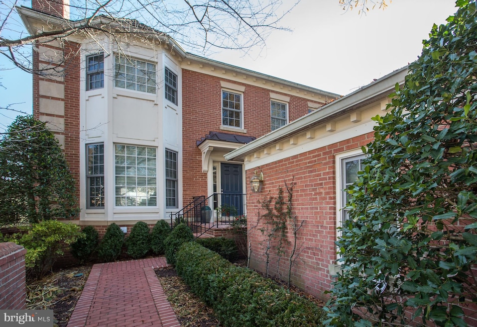 9400 Turnberry Dr, Potomac, MD 20854 - photo 1