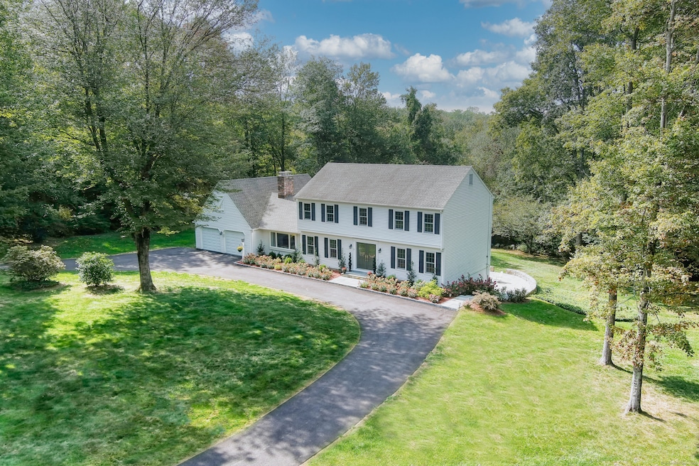 Pending $940,000 • Co-Listing Agent
