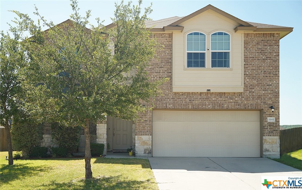 2202 Mike Dr, Copperas Cove, TX 76522 - photo 1