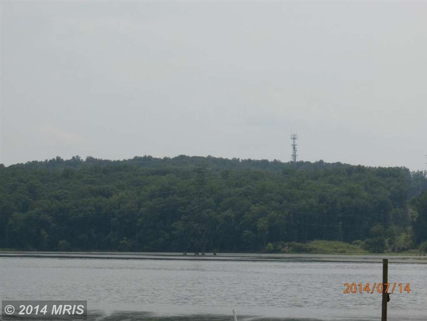 18308 Possum Point Rd, Dumfries, VA 22026 - photo 1