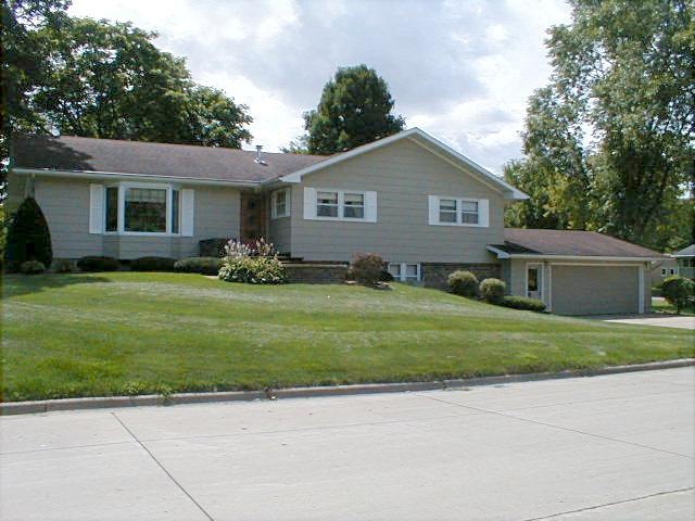 750 4th St SW ext NE 4