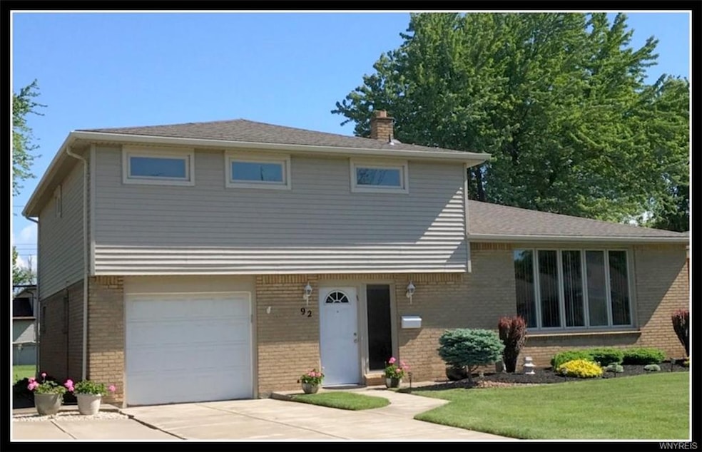 92 Noel Drive in Village Green area. Check out the