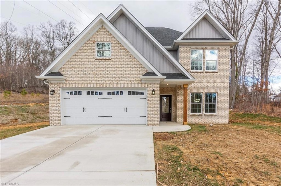 605 Hazelwood St, Asheboro, NC 27205 - photo 1