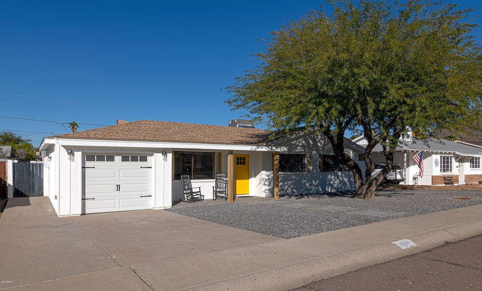 1034 E Orchid Ln, Phoenix, AZ 85020 - photo 1