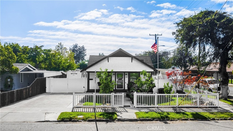 506 E 11th St, Upland, CA 91786 - photo 1