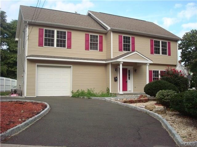 36 Underhill St, Stamford, CT 06902 - photo 1