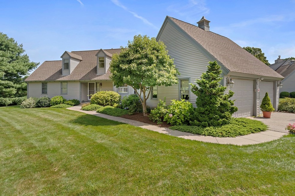 56 Wheelwright Farm, Cohasset, MA 02025 - photo 1