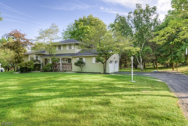 21 Hillcrest Rd, Hillsborough, NJ 08844 - photo 1