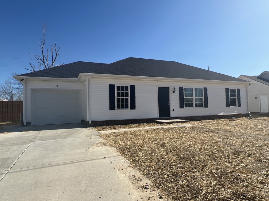 47 Timber Cir, Manchester, TN 37355 - photo 1