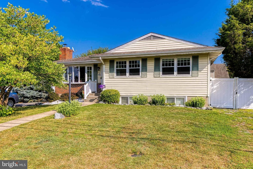 247 Asbury Rd, Pasadena, MD 21122 - photo 1