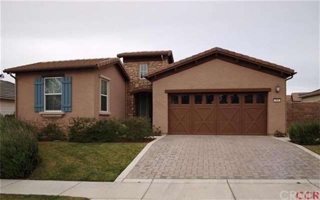 Inviting front entry
