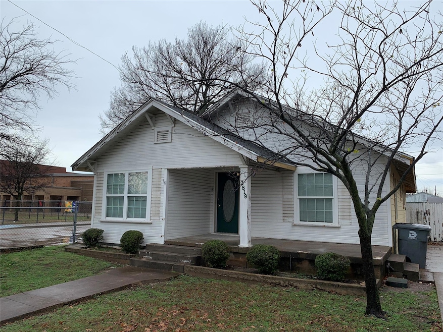 Quaint Craftsman style corner house