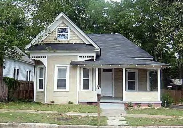 416 Howe St, McComb, MS 39648 - photo 1