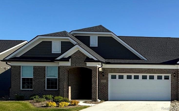 42775 Arbor Dr, Clinton Township, MI 48038 - photo 1