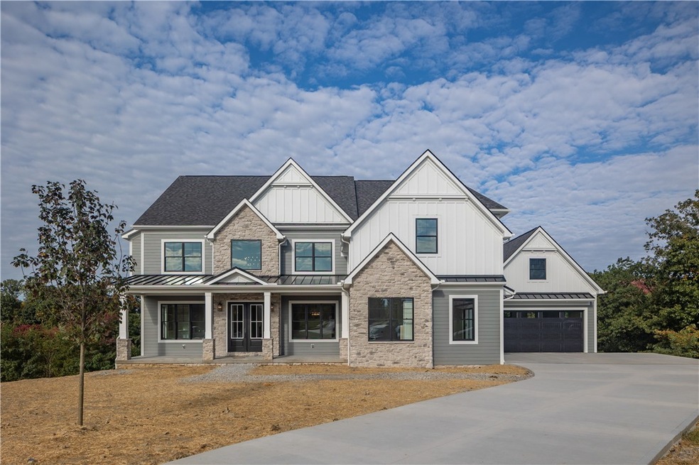 MODEL PHOTO - EXTERIOR COLORS TO CHANGE