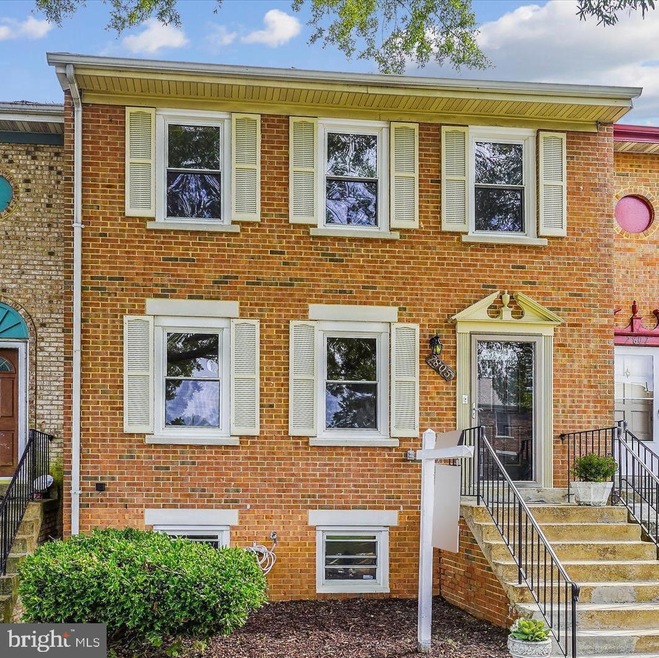 7805 Stovall Ct, Lorton, VA 22079 - photo 1