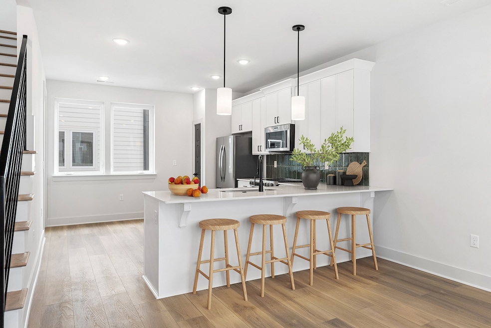 For Sale $734,900 • Co-Listing Agent