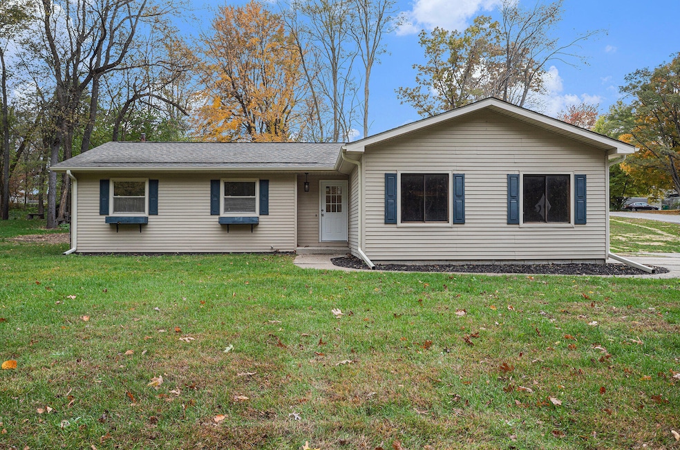 14694 Coon Hollow Rd, Three Rivers, MI 49093 - photo 1