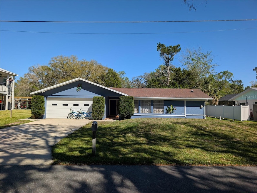 3713 N Suwanee Point, Crystal River, FL 34428 - photo 1