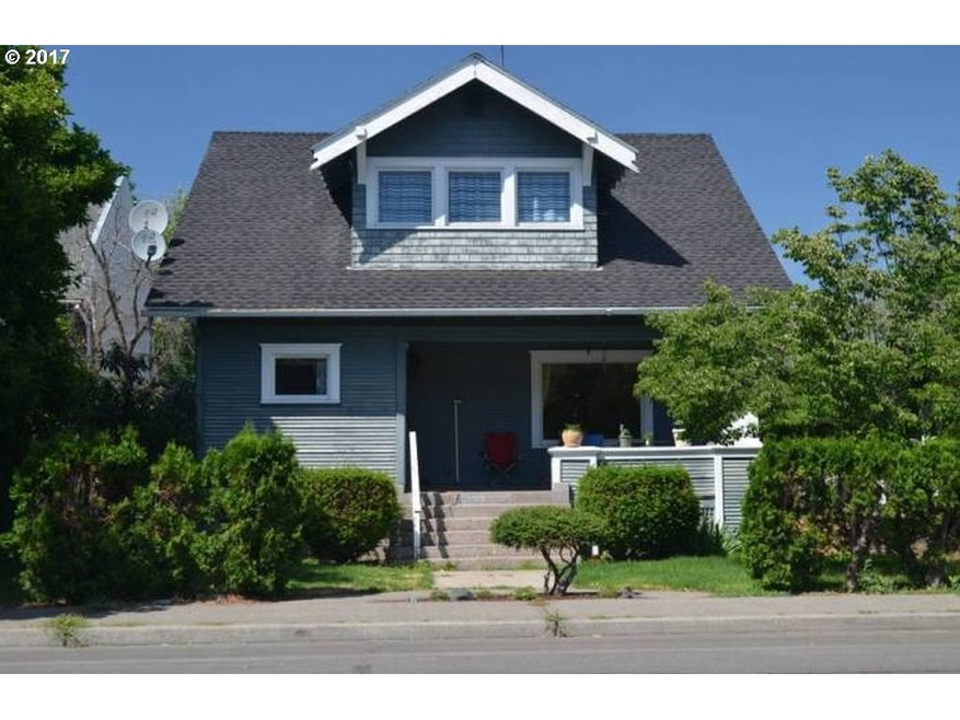 405 W 3rd St, the Dalles, OR 97058 - photo 1