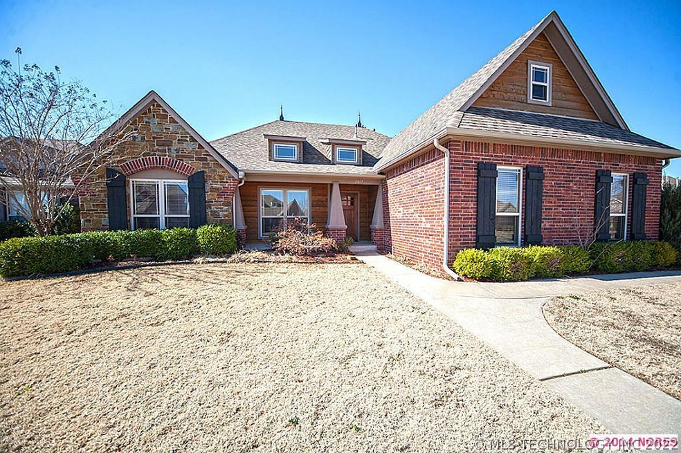 Move-in ready, corner lot home in GreenBriar at Ba