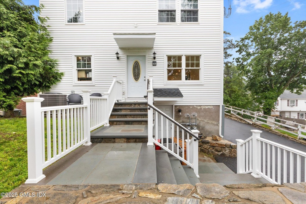 1-web-or-mls-75-coolidge-ave-unit-1