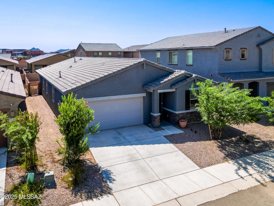 12486 N Reeves Place, Marana, AZ 85653 - photo 1