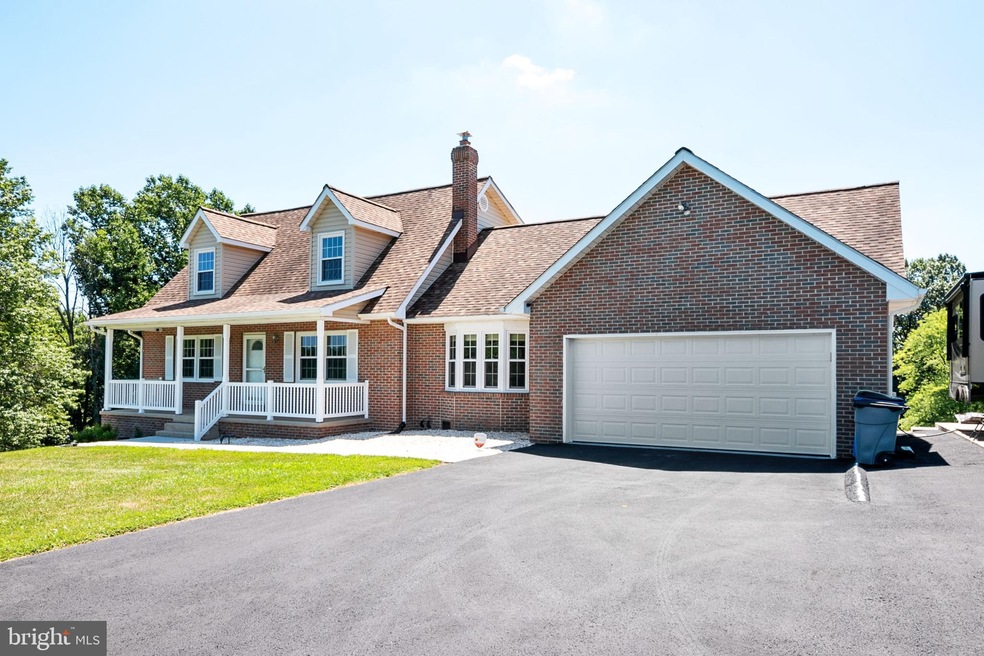 327 E Mountain Rd, Knoxville, MD 21758 - photo 1