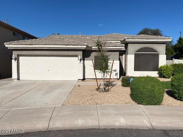 891 N Date Palm Dr, Gilbert, AZ 85234 - photo 1