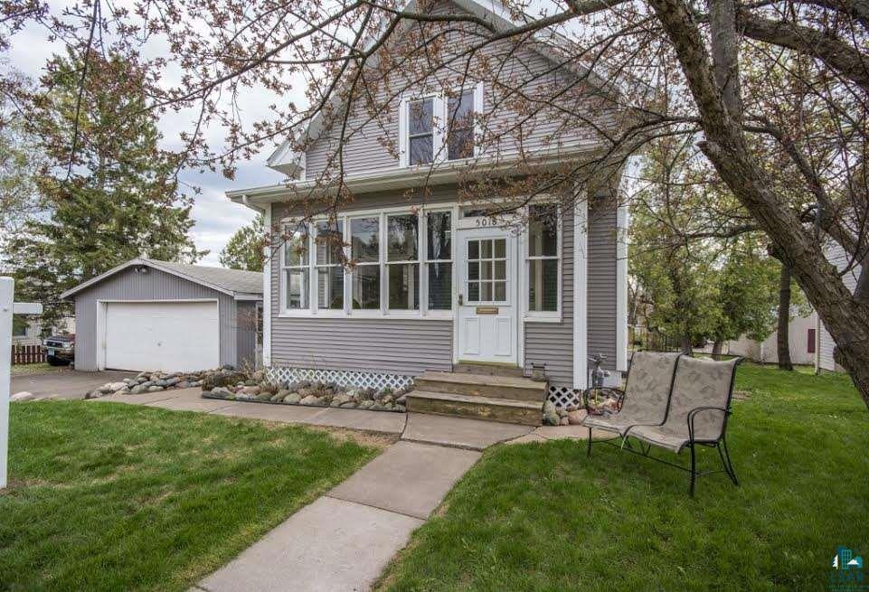 5018 Oneida St, Duluth, MN 55804 - photo 1
